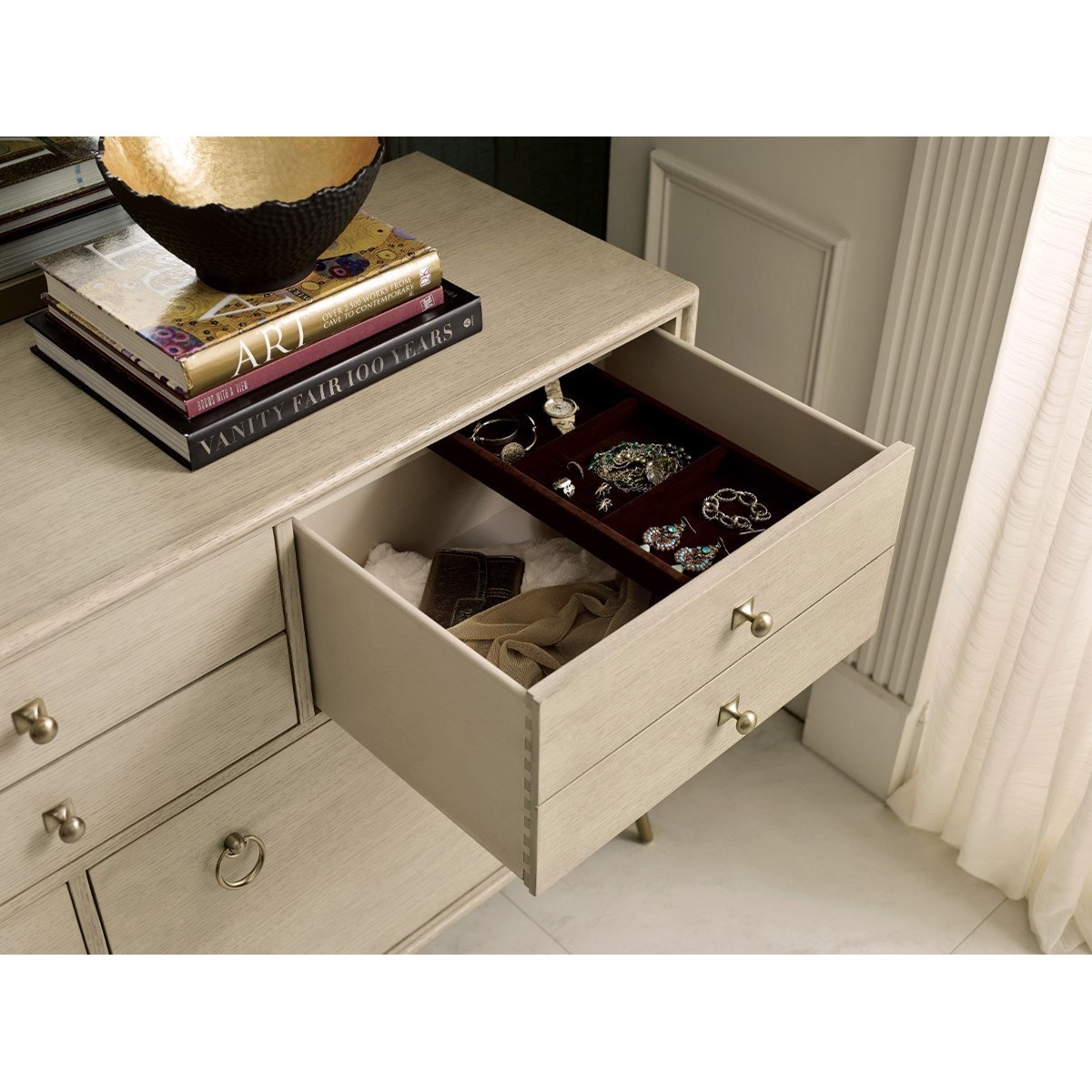 American Drew Lenox 923130 Straddella 8Drawer Dresser with Jewelry